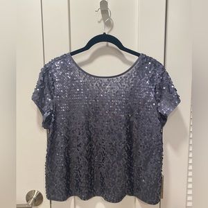 Sequin crew neck short sleeve tee
